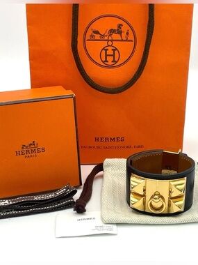 Hermès Collier de Chien Gold Hardware Wide Leather Cuff - Black/Gold